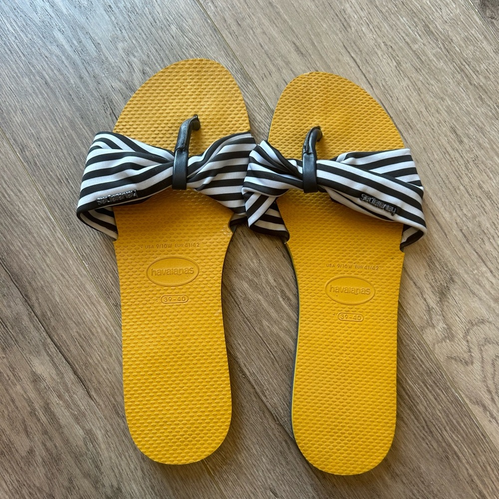 Havaianas flip flops